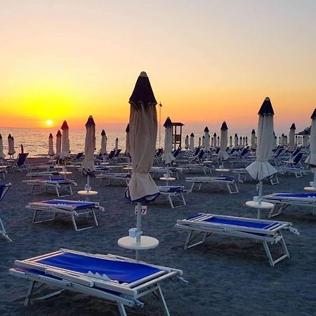فندق Paradiso سكاليا المظهر الخارجي الصورة