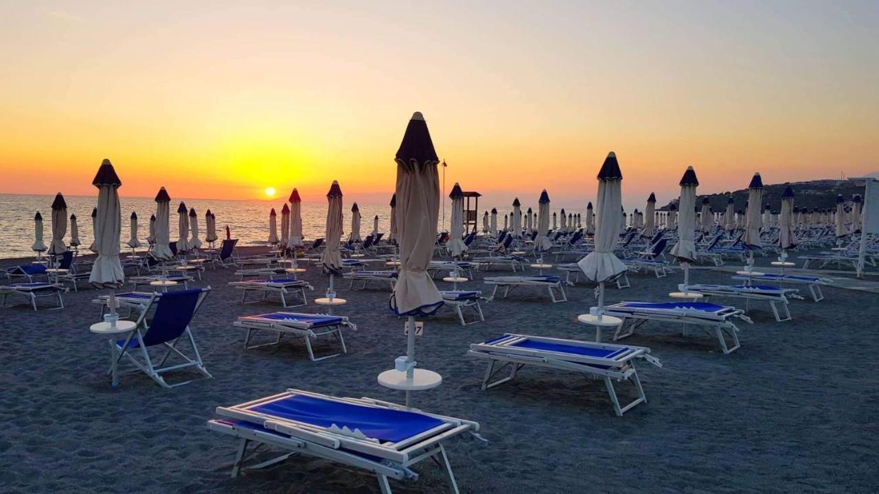 فندق Paradiso سكاليا المظهر الخارجي الصورة
